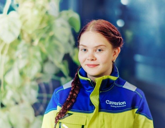 Caverion woman technician.jpg