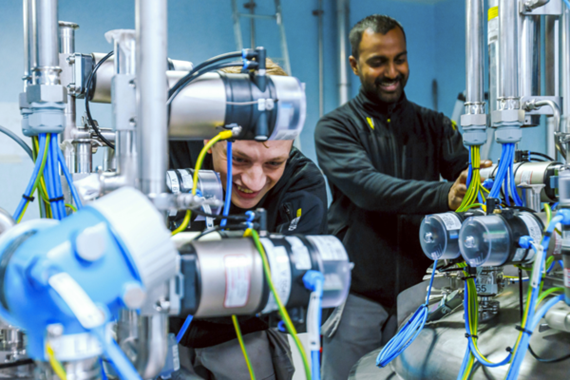 Multinationale Vielfalt Als internationales Konzernunternehmen mit Standorten in neun Ländern wissen…